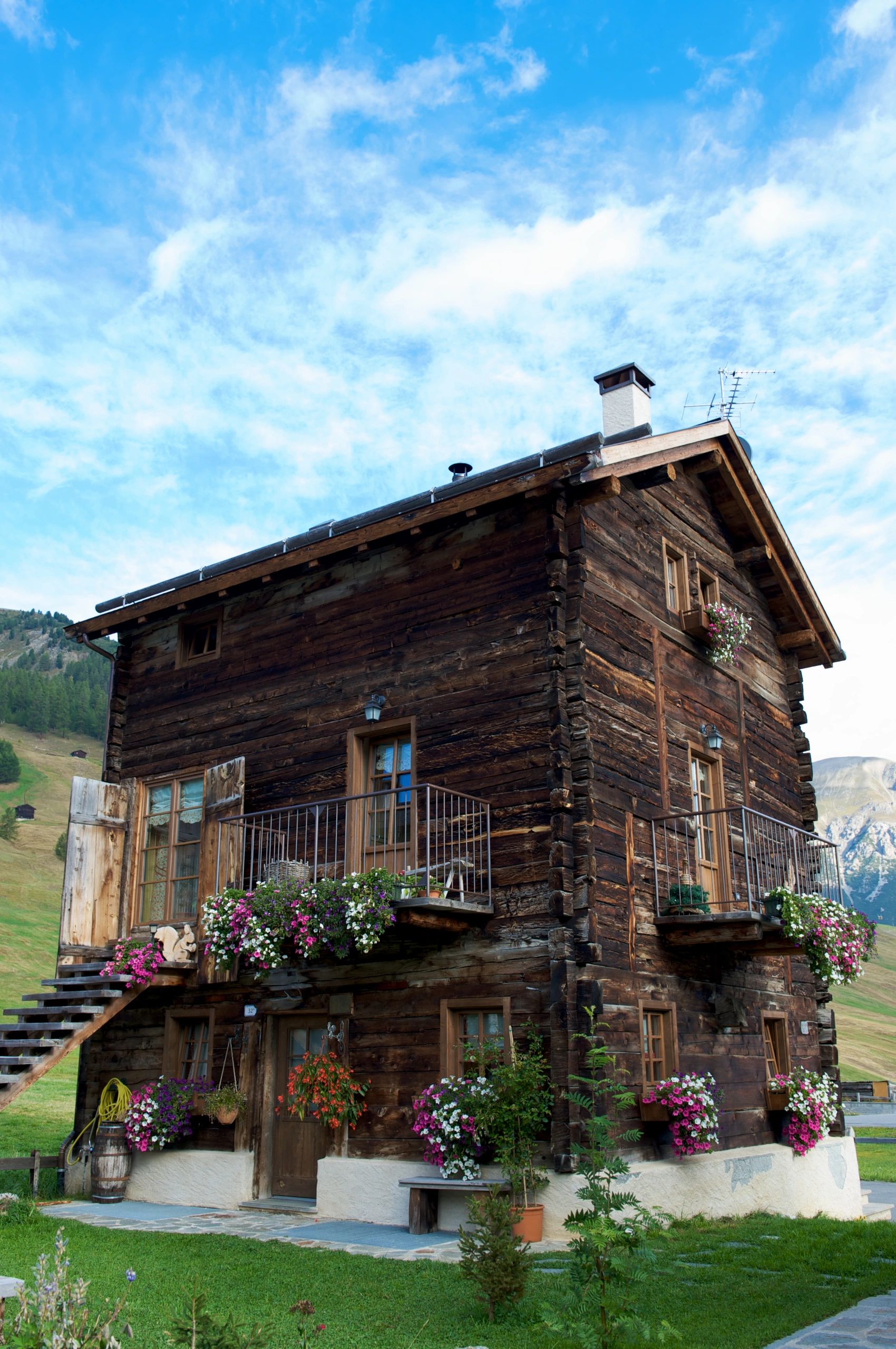 Livigno Italy wedding venue landscape